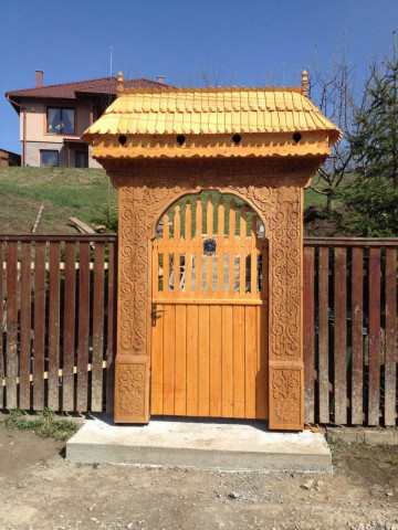 Gyalogkapu, Csíkszereda